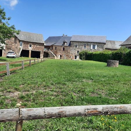 Les Gites De La Bouldoire Le Marronnier Rignac  外观 照片