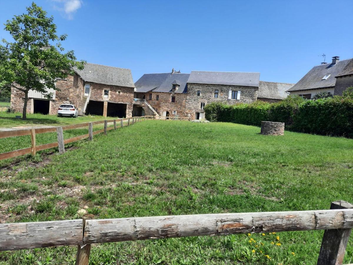 Les Gites De La Bouldoire Le Marronnier Rignac  外观 照片